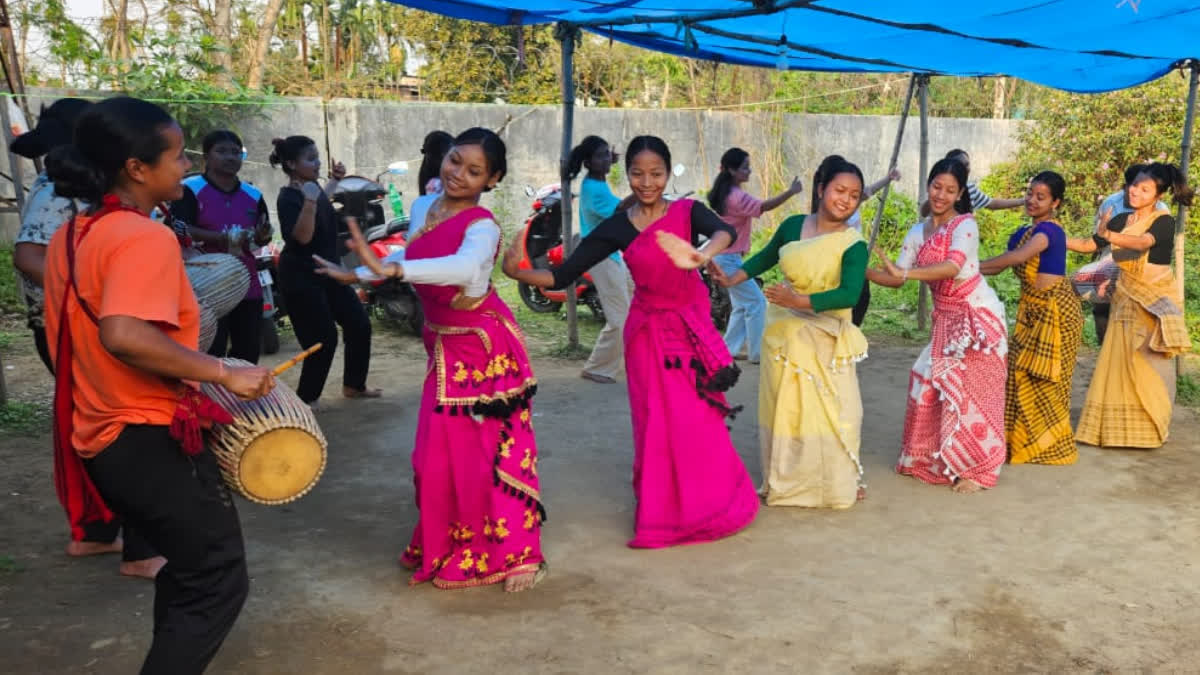 Female Husori Team in Dibrugarh