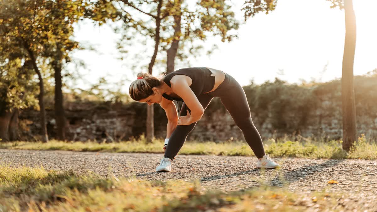 BENEFITS OF WARM UP BEFORE WALKING  HEALTH BENEFITS OF WALKING  IMPORTANT TO WARM UP BEFORE WALKING  WARM UP BENEFITS