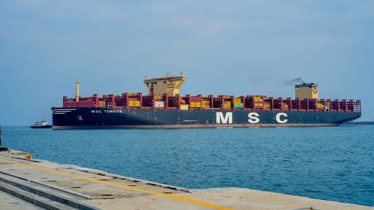 WORLD LARGEST CONTAINER SHIP KERALA  MSC TURKIYE CONTAINER SHIP  MSC TURKIYE KERALA PORT  VIZHINJAM INTERNATIONAL SEA PORT