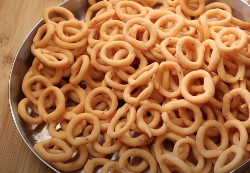 Rice Flour Chegodilu