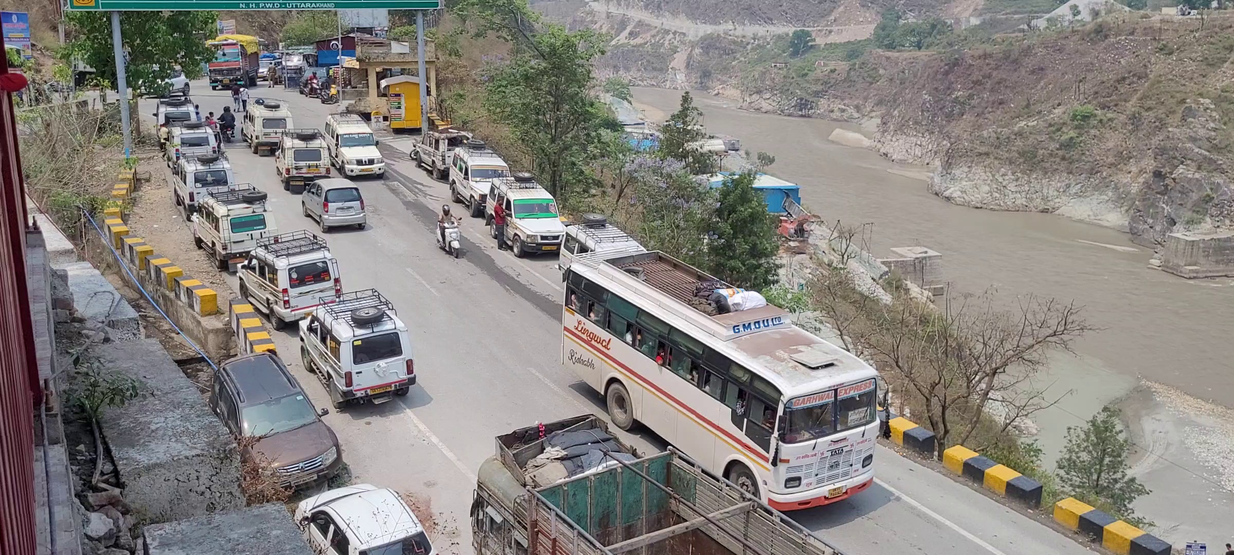 Vehicle Line For Kedarnath Dham