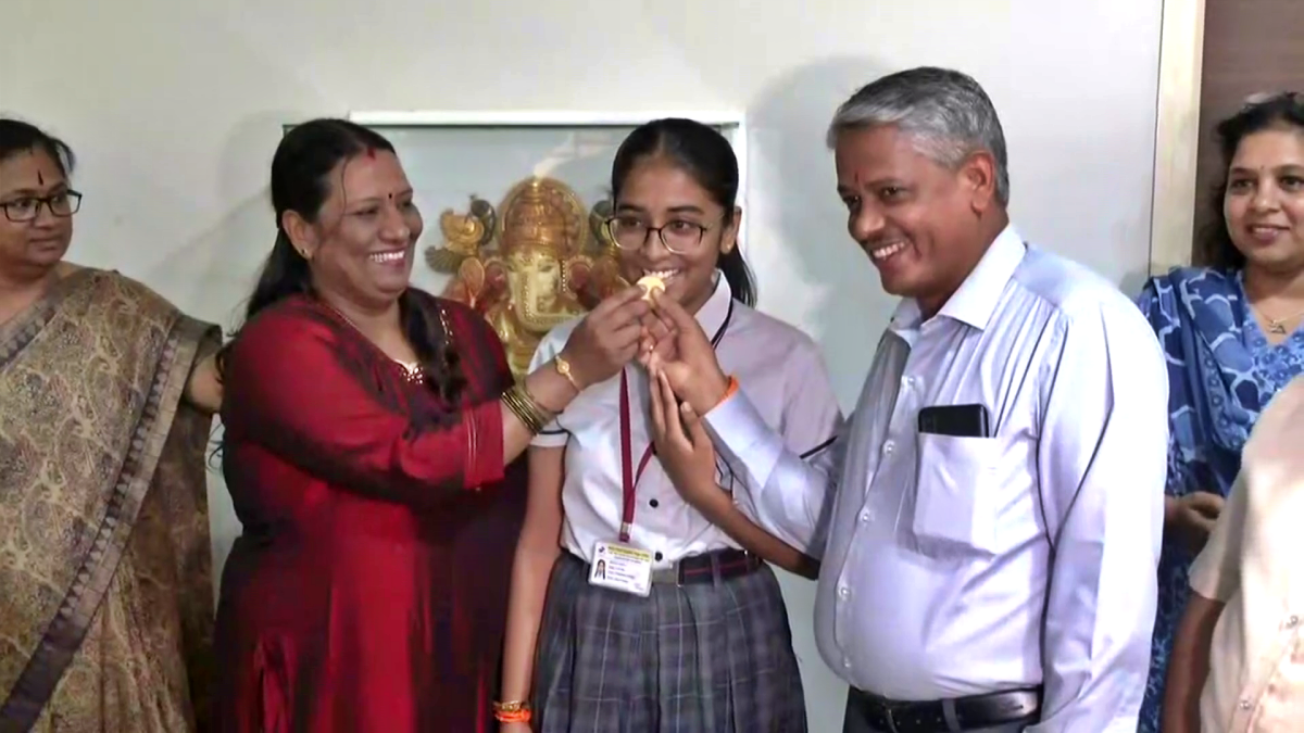 Medha Shetty is the second topper in SSLC exam