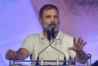 MODI TEMPO LOADS OF MONEY STATEMENT  RAHUL GANDHIS REPLY TO PM MODI  പ്രധാനമന്ത്രി അദാനി അംബാനി പരാമർശം  രാഹുല്‍ ഗാന്ധി