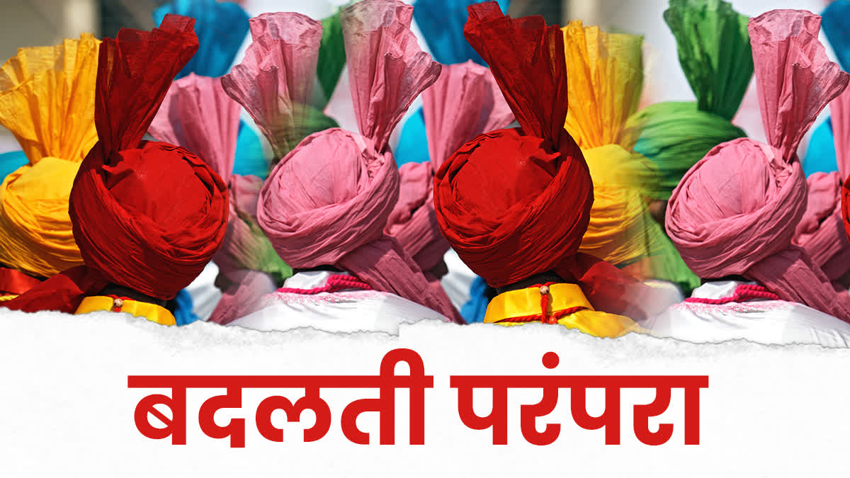 RAJGARH TIED TURBAN TO DAUGHTER