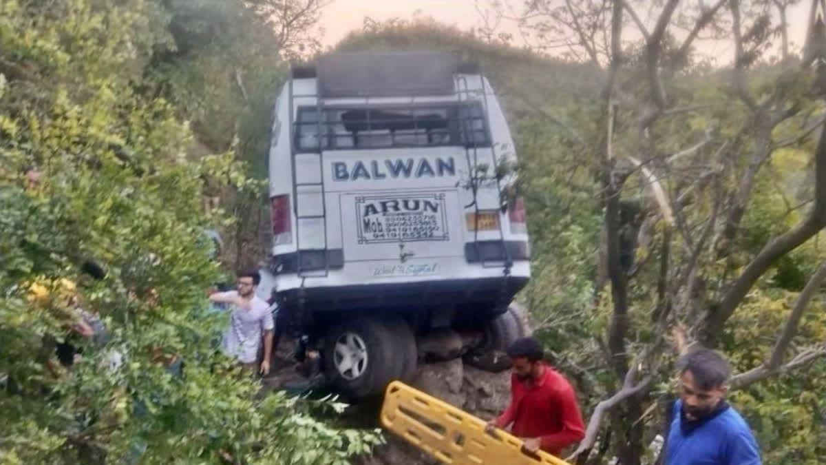 9 Pilgrims Killed, 33 Injured After Terror Attack on Bus in Reasi; Combing Operation Launched