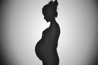 PREGNANT WOMAN KICKED IN STOMACH