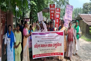 Women protest in Lakhimpur demanding ban on the sale of alcoholic beverages