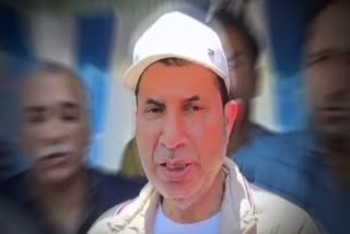 ایم ایل اے گلمرگ فاروق احمد میڈیا نمائندوں سے مخاطب