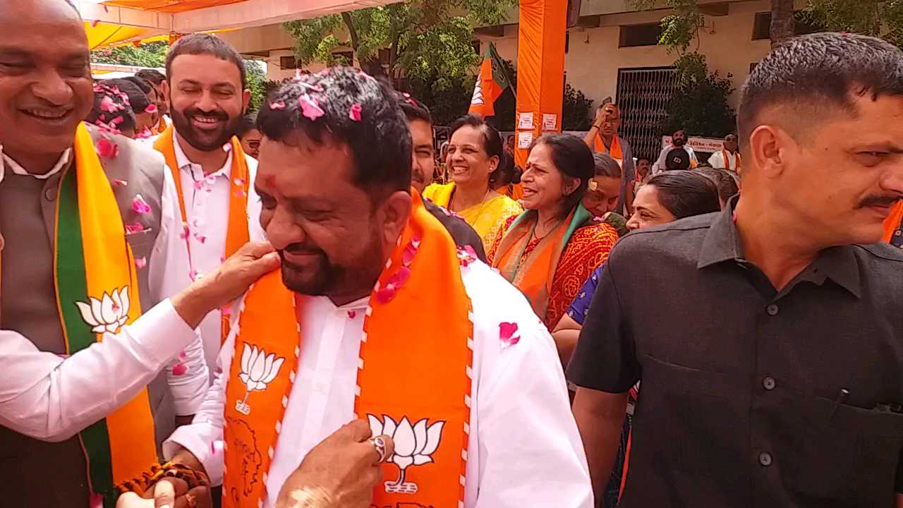 વિસાવદર બેઠક પર ભાજપના ઉમેદવાર કિરીટ પટેલ