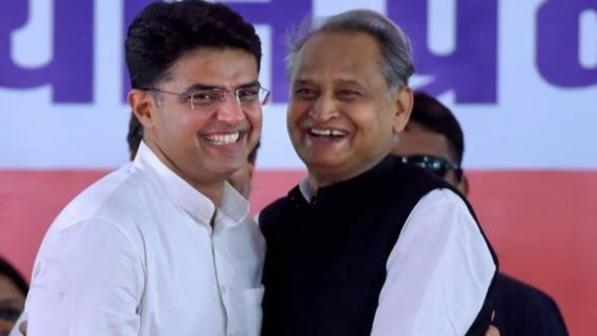 Sachin Pilot buries hatchet with Gehlot