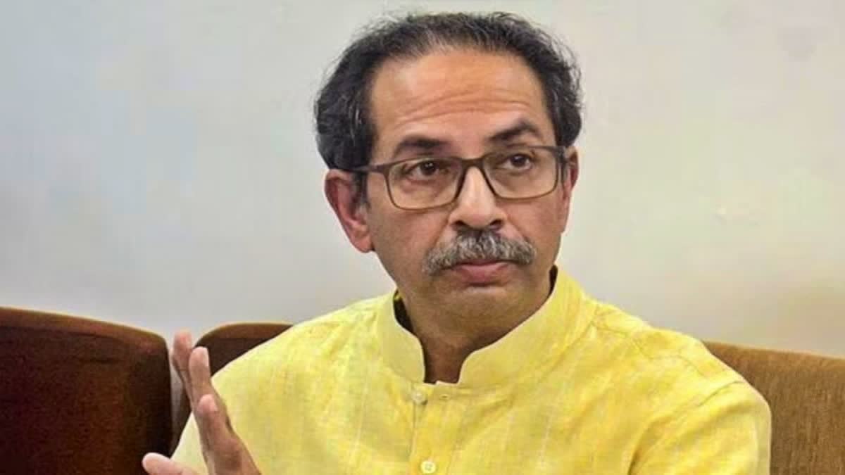 uddhav  Uddhav Thackeray  Uddhav Thackerays two day Vidarbha tour begins  uddhav thackeray on vidarbha visit in maharashtra  Thackeray  Eknath Shinde  Uddhav Thackeray Vidarbha tour  ഉദ്ധവ് താക്കറെയുടെ വിദർഭ സന്ദർശനം ആരംഭിച്ചു  ഉദ്ധവ് താക്കറെ  ഉദ്ധവ് താക്കറെ വിദർഭയിൽ  ഏക്‌നാഥ് ഷിൻഡെ  ഷിൻഡെ  താക്കറെ  ബിജെപി