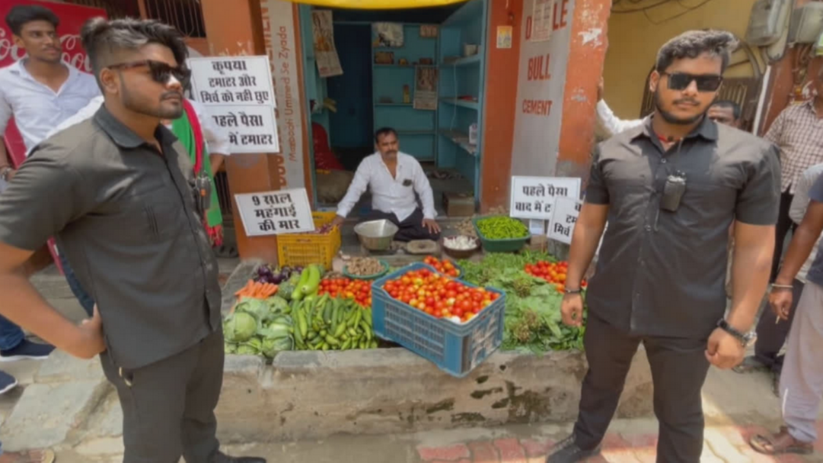 Vegetable vendor in Varanasi hires bouncers to protect tomatoes