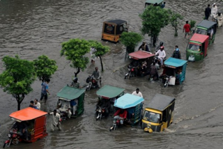 At least 76 died, 133 injured due to heavy rains in Pakistan