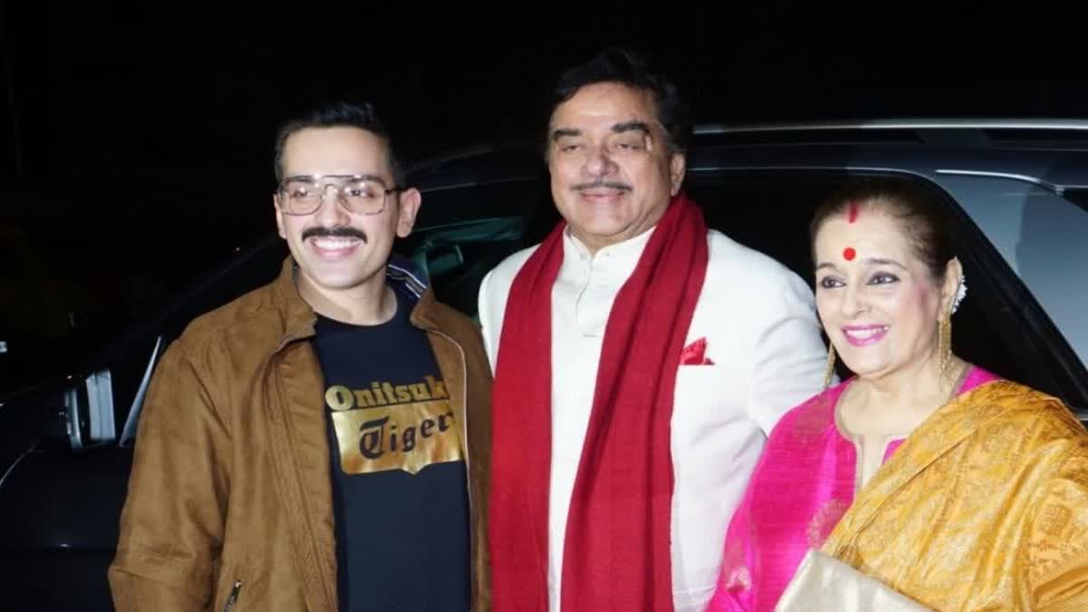 Shatrughan and Poonam Sinha son Luv wishes on their wedding anniversary with an emotional note