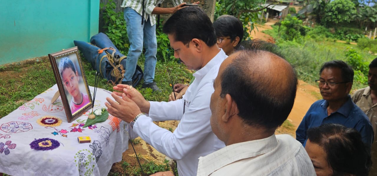 APCC president Bhupen kumar Borah visits family of Abinash sarkar who fell into drain and died, offers condolences