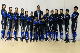 Fahiem Mehdi alongwith Coach Mohd Abbas Nordakh and the team from Ladakh