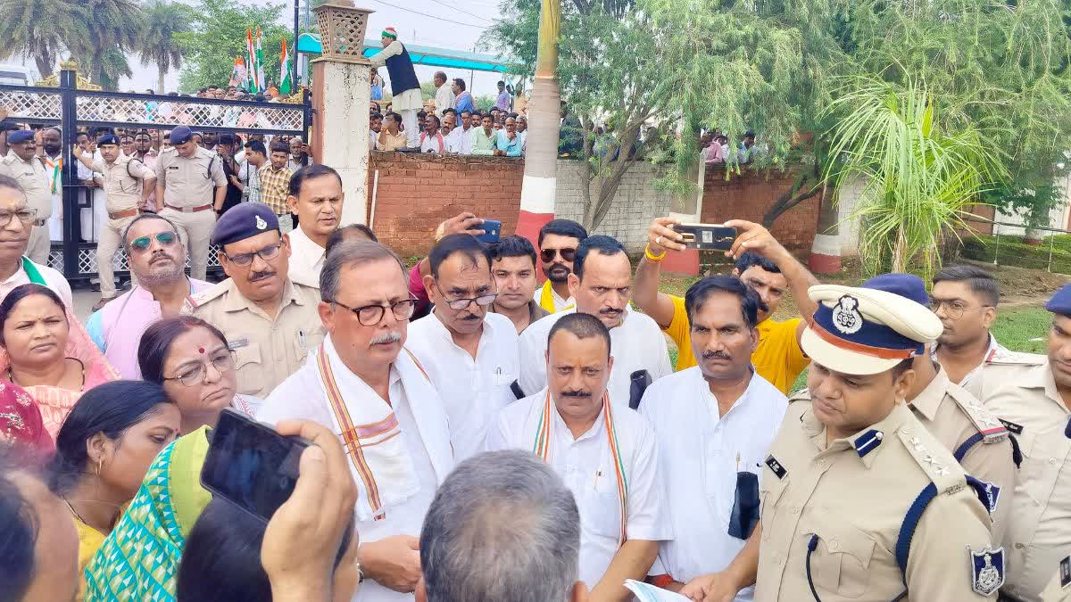 Congress protest on Singrauli firing