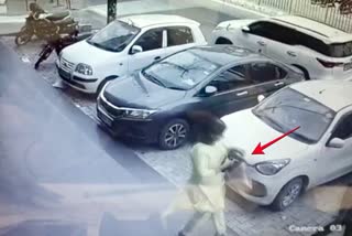 theft in Sonipat showroom