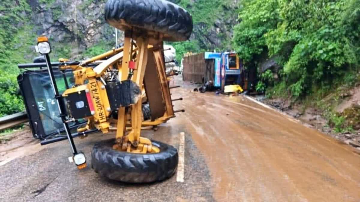 Mandi Truck Accident on Chandigarh Manali NH