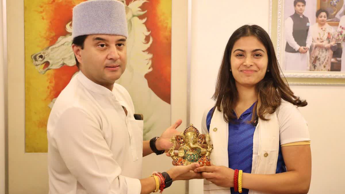 Scindia meet Manu Bhaker