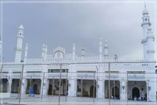 The beautiful historical Shahi Jamia Masjid of Moradabad built on the banks of the river