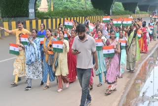 tricolor rally started