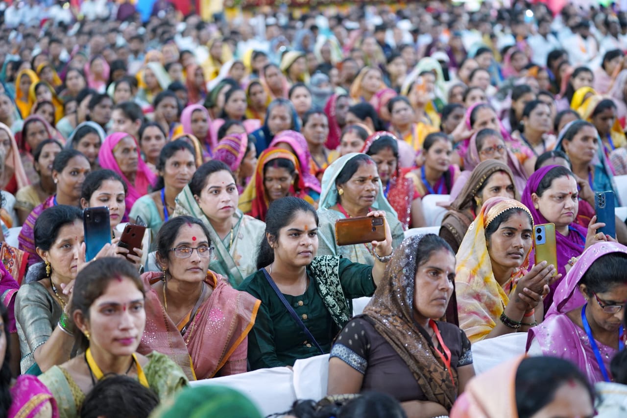 Mahila Sarpanch on ETV Bharat