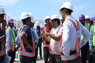 एनसीआरटीसी के एमडी ने दुहाई से मेरठ की बीच रैपिड रेल के निर्माण कार्यों का निरीक्षण किया