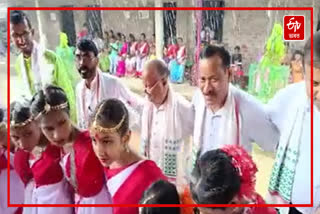 Former minister Prithvi Majhi dances Jhumur in Dibrugarh