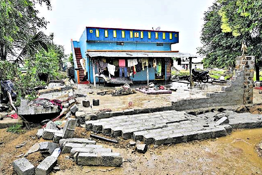 Massive Loss Due to Floods In Telangana