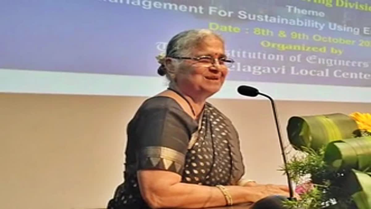 Dr SudhaMurthy