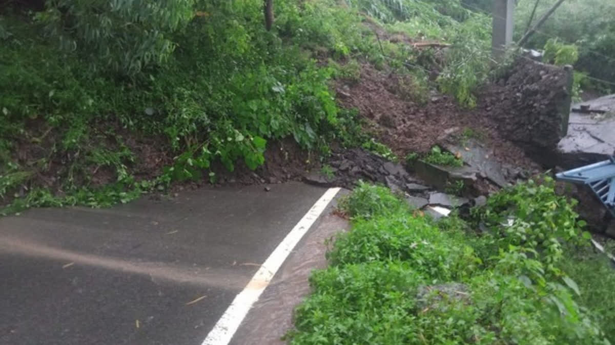 Seven bodies recovered from vehicle trapped under landslide debris