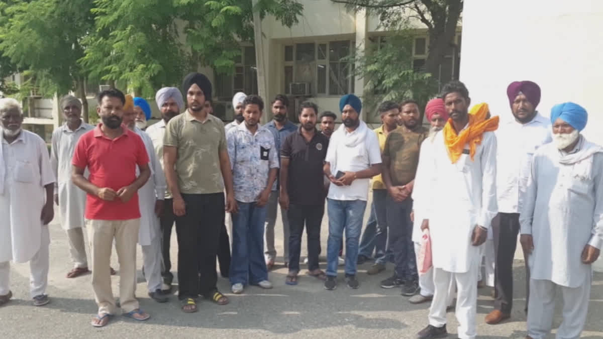After the murder of the youth in Faridkot, the family gave an ultimatum to the police after the accused were not arrested