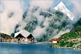 Date of closing of doors of Hemkund Sahib