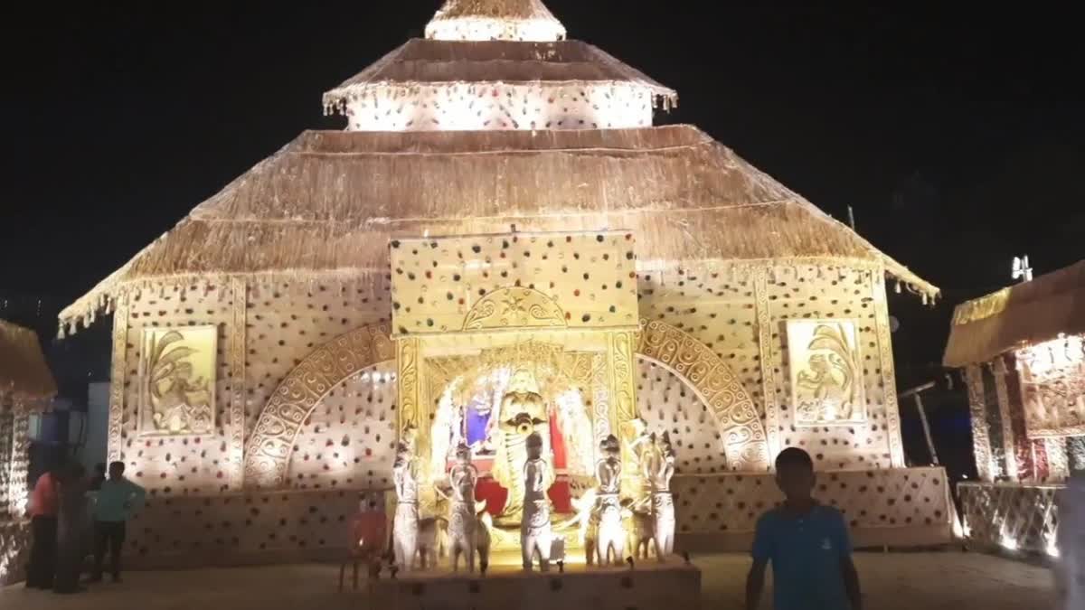 durga-puja-pandal-built-on-maharishi-valmiki-ashram-format-in-jamshedpur