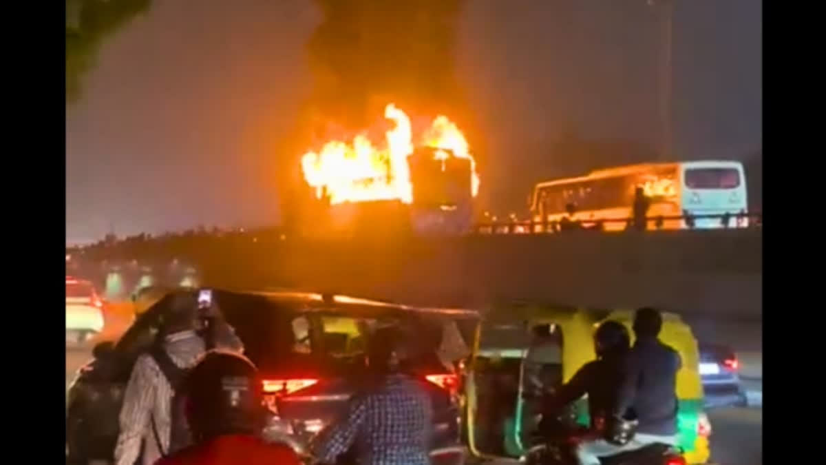 Gurugram bus fire: Minor girl 'missing', accused driver, helper at large