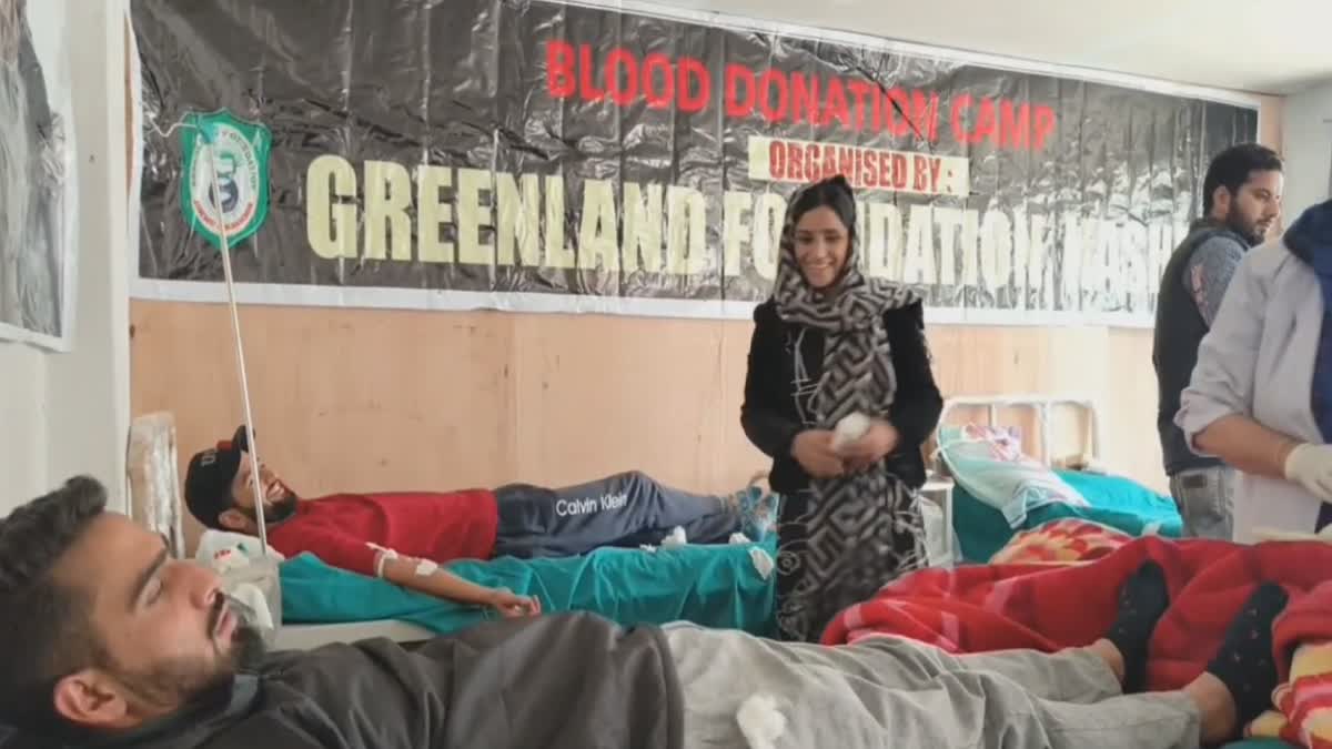 private-educational-institution-and-jlnm-hospital-organize-blood-donation-camp-in-srinagar