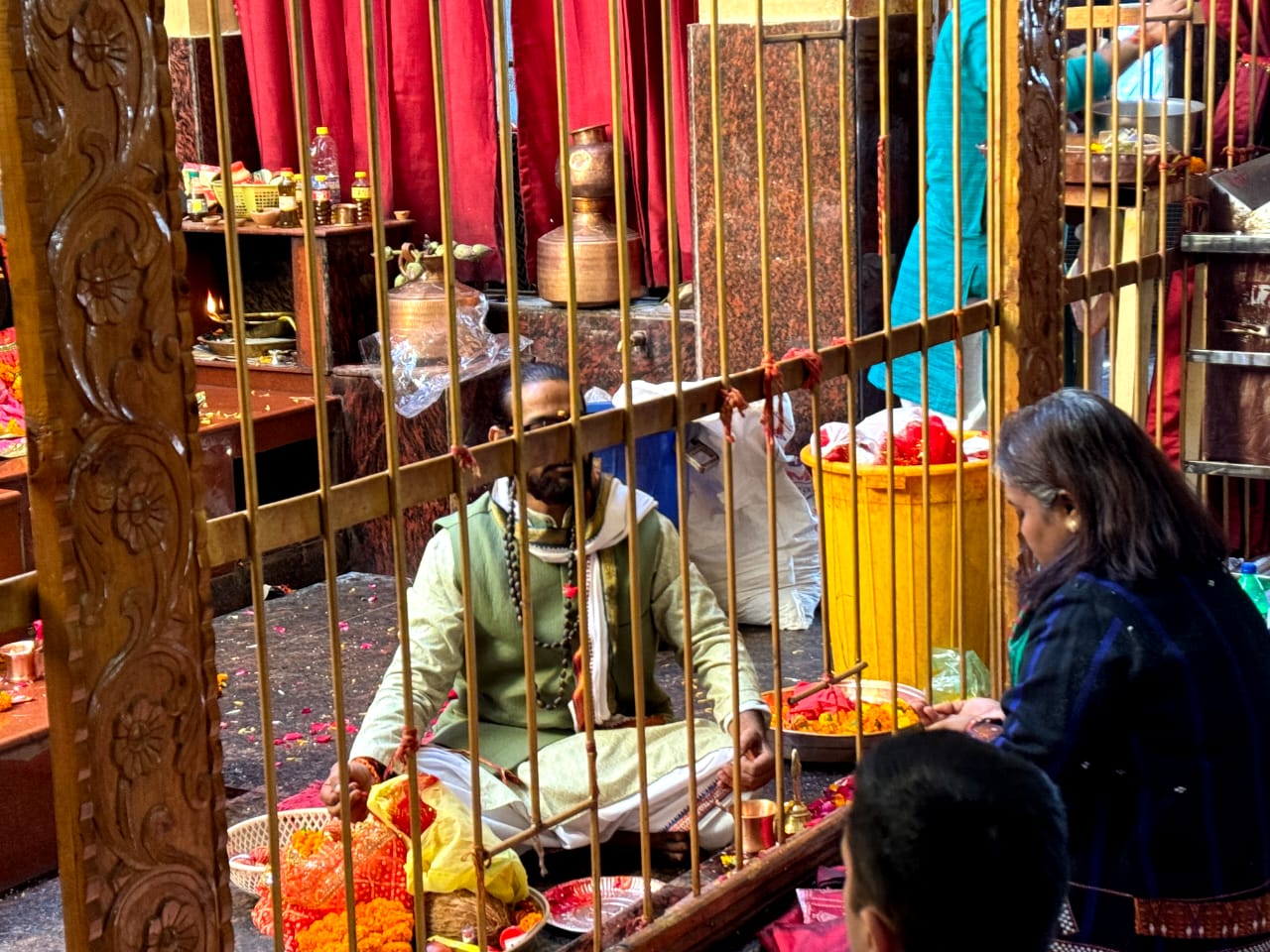 Itishree Murmu did Darshan of Maa Dhari Devi Temple