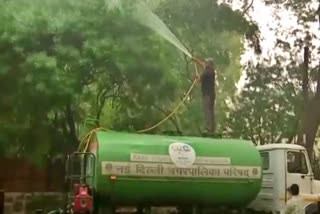 delhi-sprinkling-of-water-being-done-in-the-lodhi-road-area-by-new-delhi-municipal-council-as-a-measure-against-the-rise-in-air-quality-index