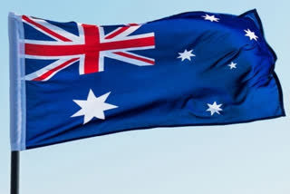 Australian govt to review major telecom outage