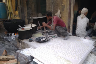 Muslim family prepares prasad for Diwali in Uttarakhand's Haldwani for over 90 years