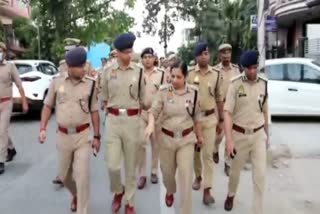 त्योहारों को लेकर अलर्ट हुई नोएडा पुलिस