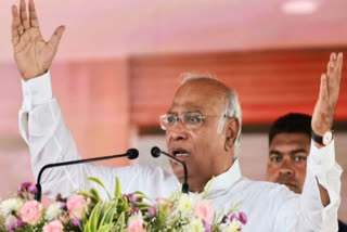 BJP USES ED CBI IT DEPT TO STOP CONGRESS FROM WINNING CHHATTISGARH ELECTION SAID MALLIKARJUN KHARGE IN KOREA