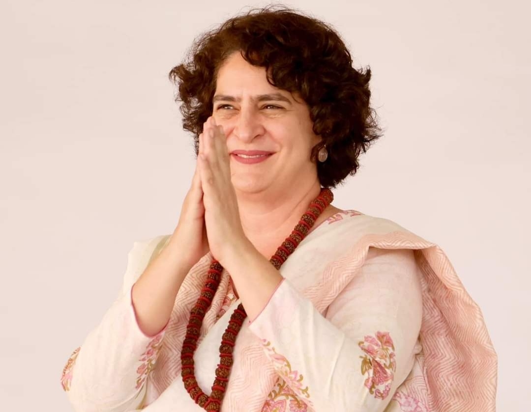 Priyanka Gandhi address sabha in Rewa