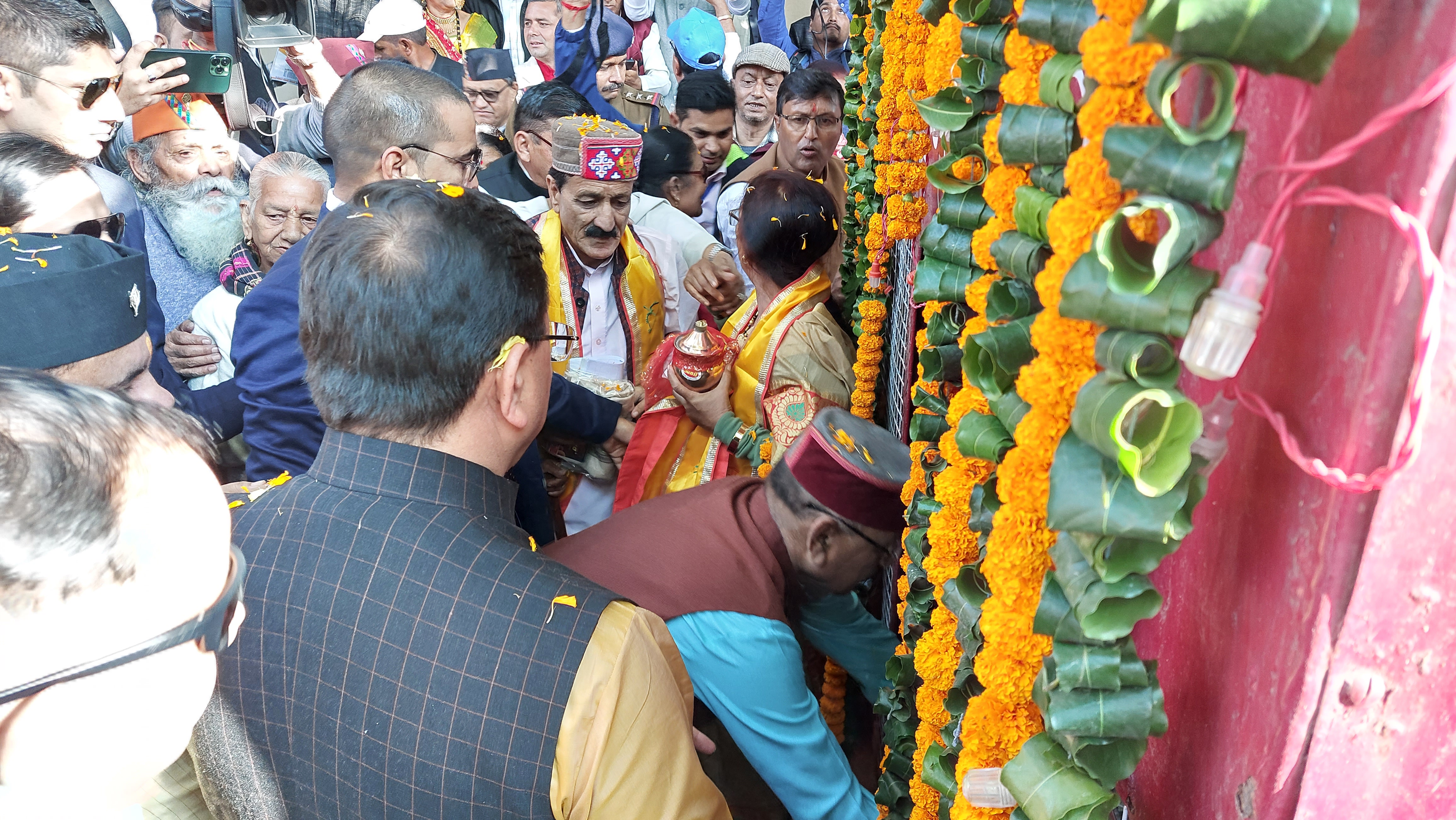 CM Dhami paid tribute to martyred agitators