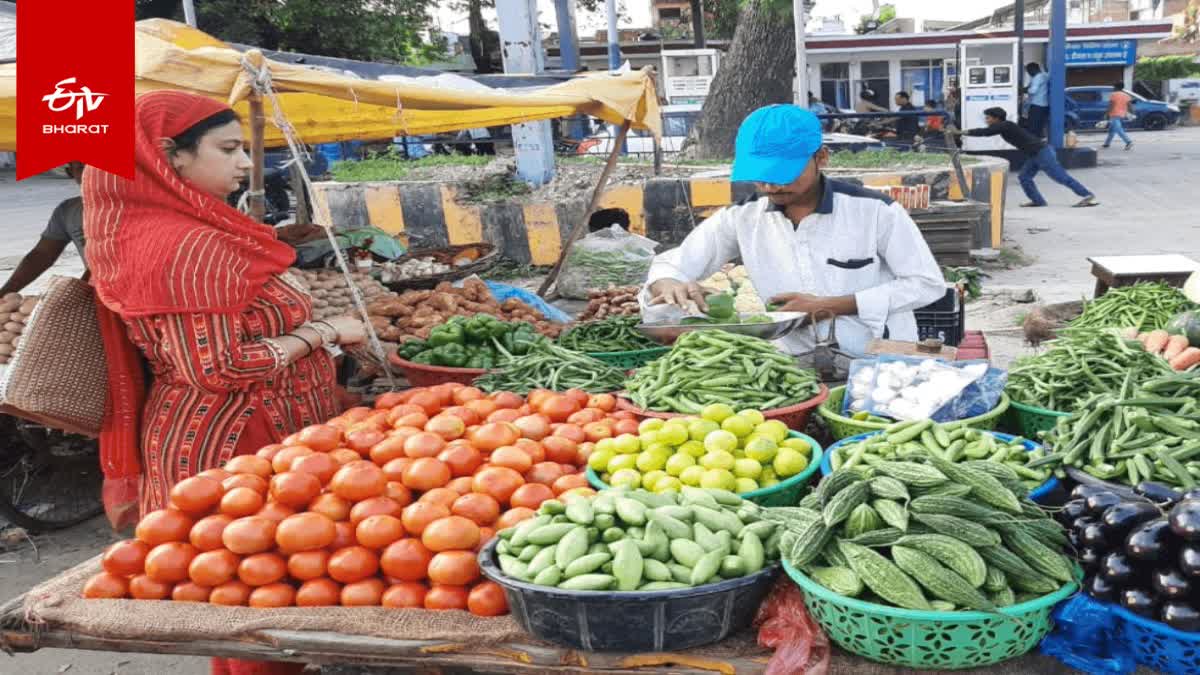 लखनऊ मंडी में सब्जियों के रेट.