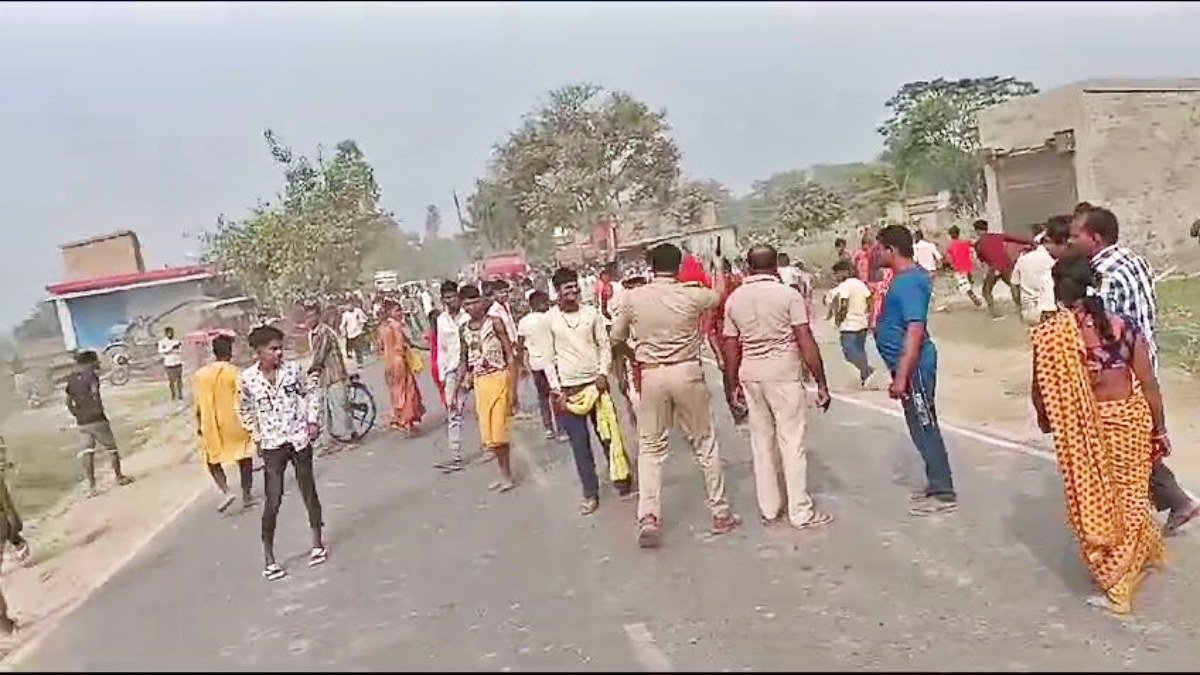 Police team attacked in Motihari