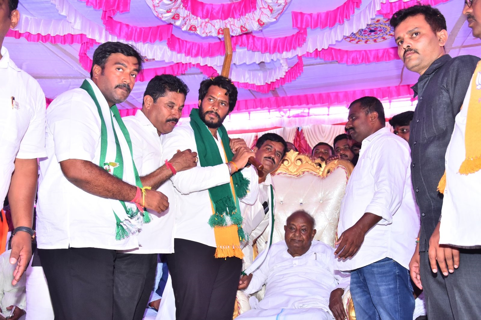 Former PM HD DeveGowda campaigned for his grandson for the fifth consecutive day