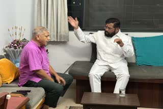 CM Ekanth Shinde meet Prakash Ambedkar to inquire about his health in Pune