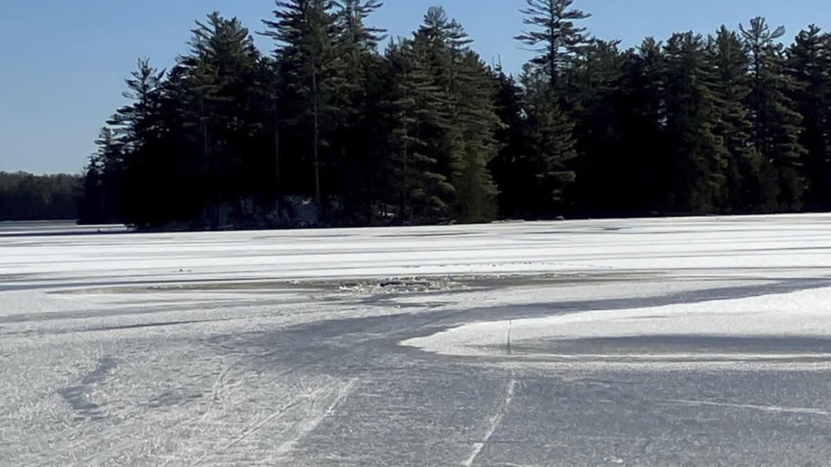 Man 'drowns' in freezing water while checking thickness of lake ice in Maine, US